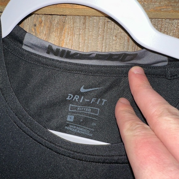 Nike Dry-Fit Shirt (Tagged Small) - Picture 3 of 3